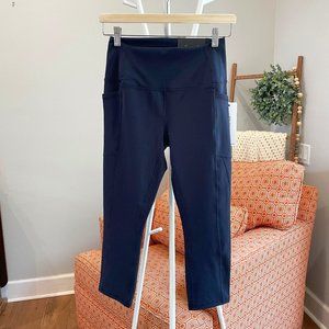 RBX TECH FLEX LEGGING.  Navy.  Women's size M.  NWT